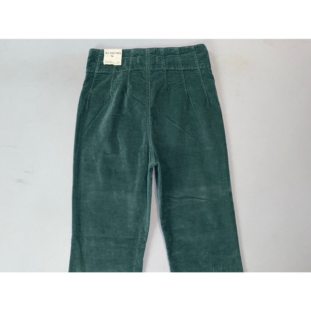 We The Free People OB1756745 Jayde Cord Flare Jeans in Huntress Green. Womens 29 - Picture 6 of 8
